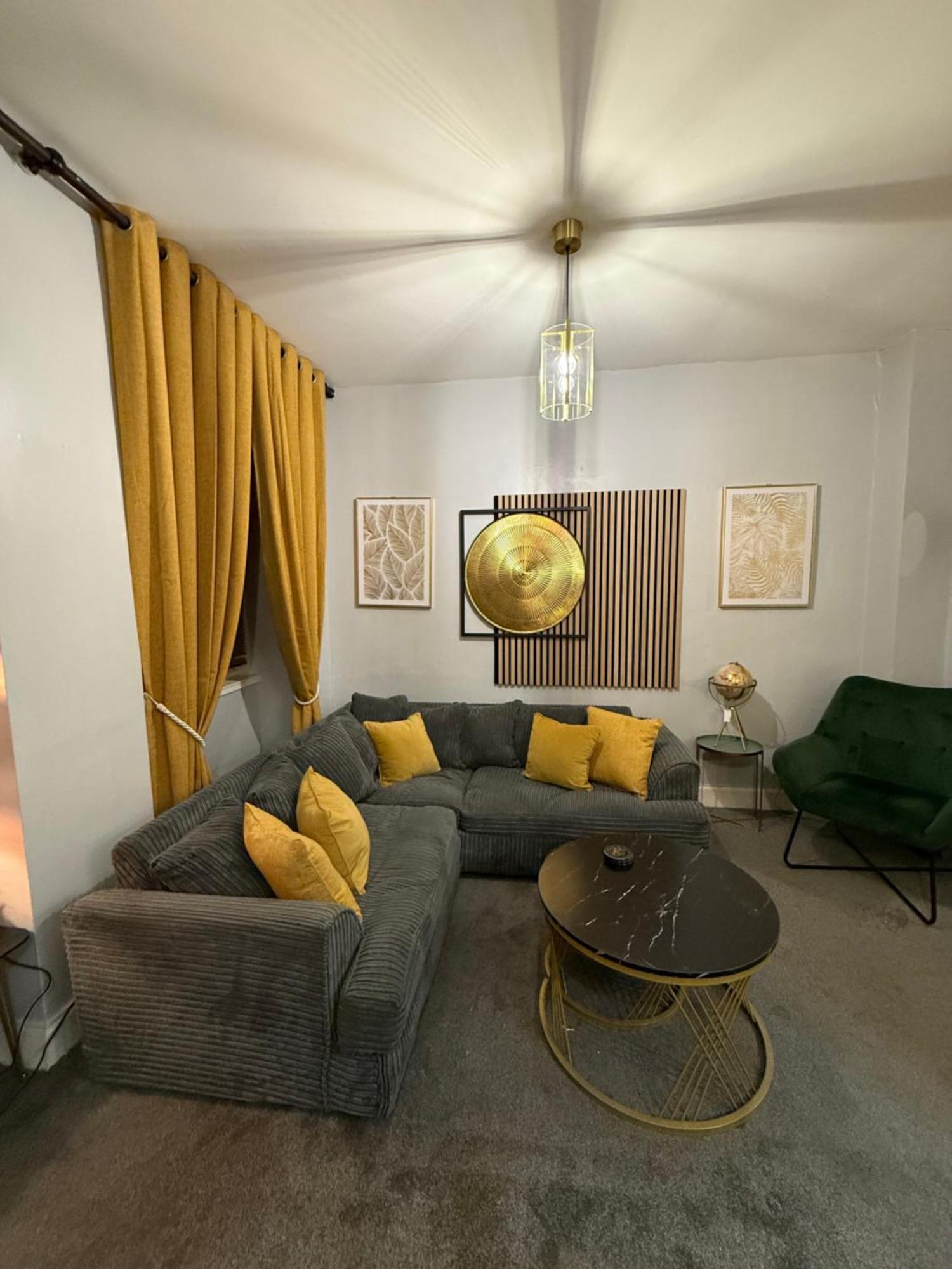 Two Bedroom Apartment-Central Edinburgh-Old Town-Licensed 外观 照片