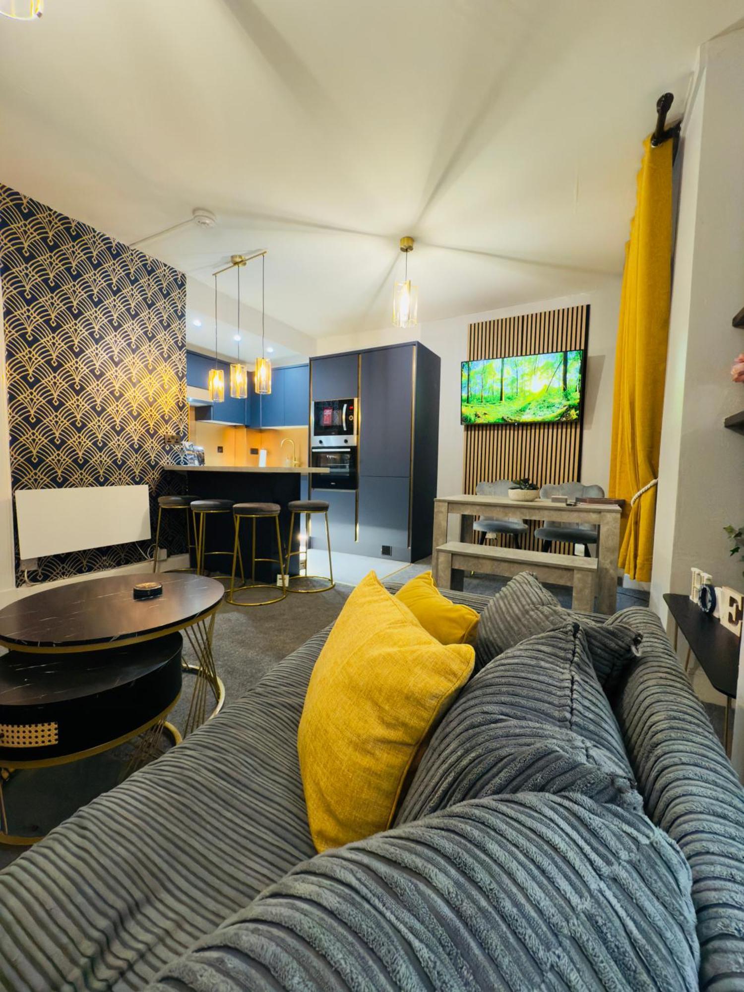 Two Bedroom Apartment-Central Edinburgh-Old Town-Licensed 外观 照片