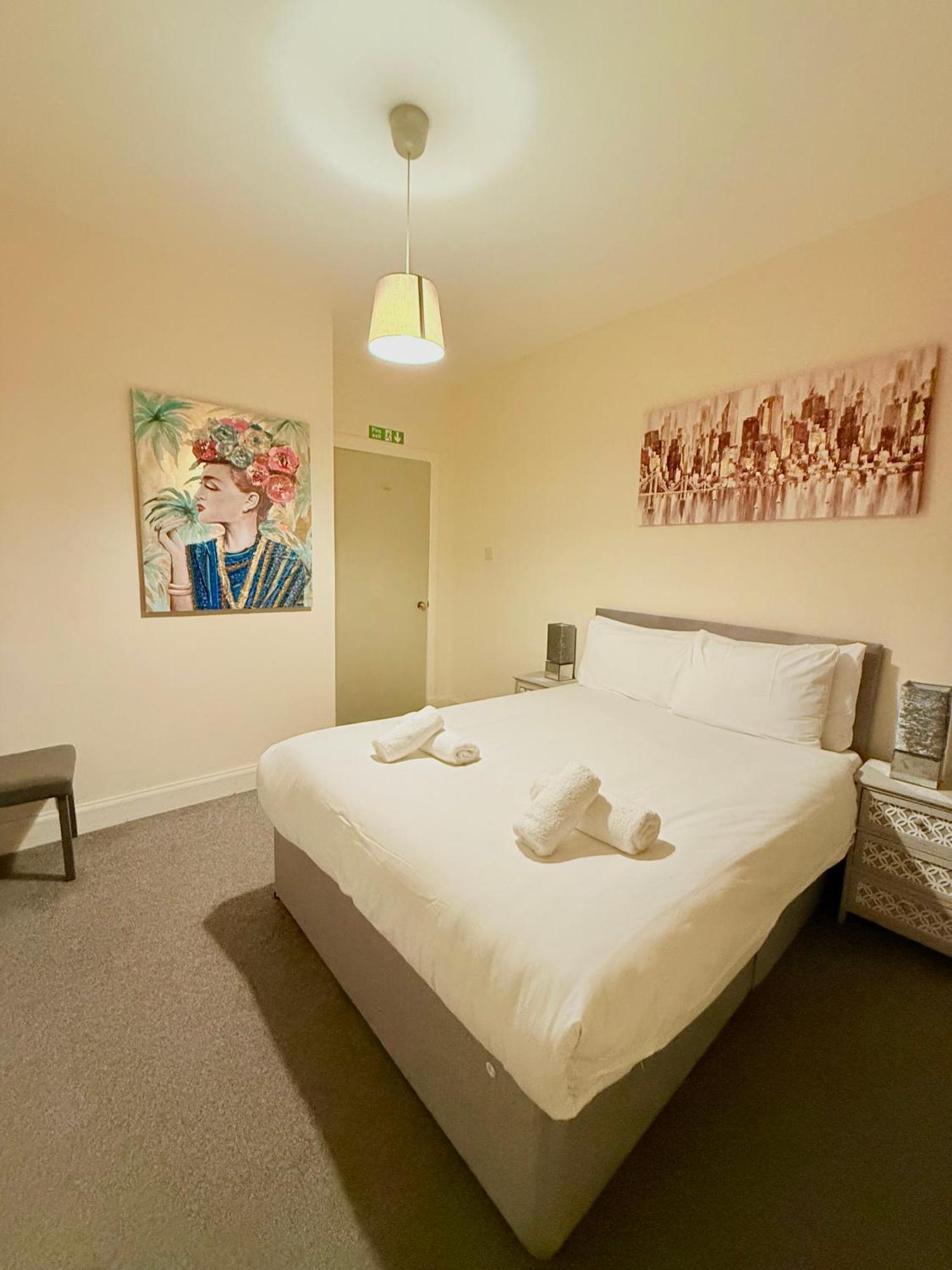 Two Bedroom Apartment-Central Edinburgh-Old Town-Licensed 外观 照片