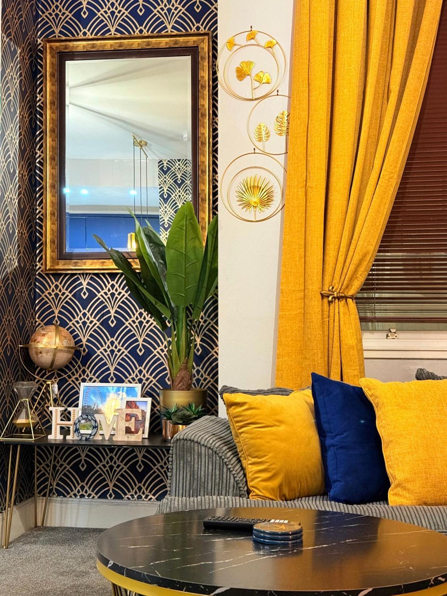 Two Bedroom Apartment-Central Edinburgh-Old Town-Licensed 外观 照片